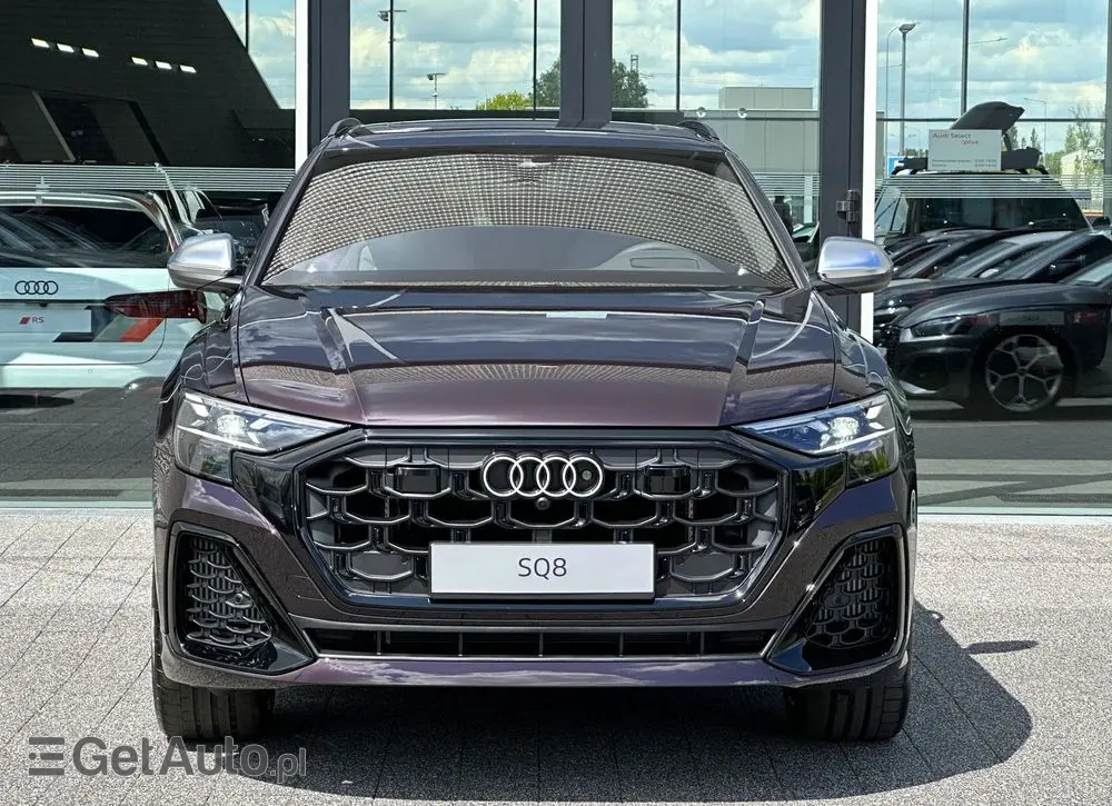 AUDI SQ8 
