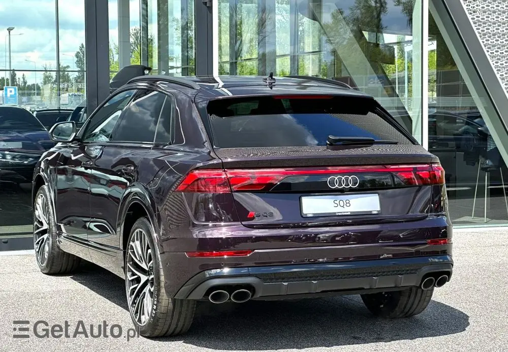 AUDI SQ8 