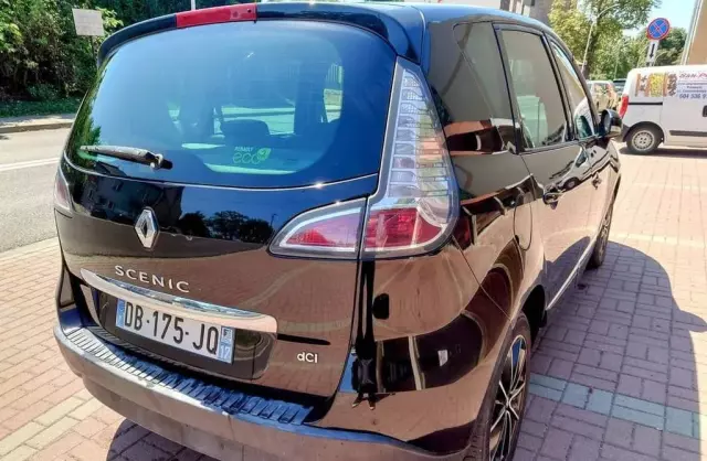 RENAULT Scenic 