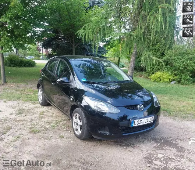 MAZDA 2 
