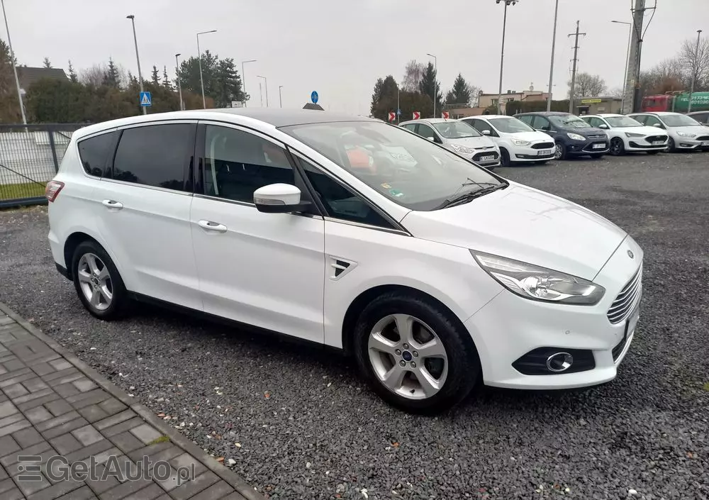 FORD S-Max 2.0 TDCi Titanium