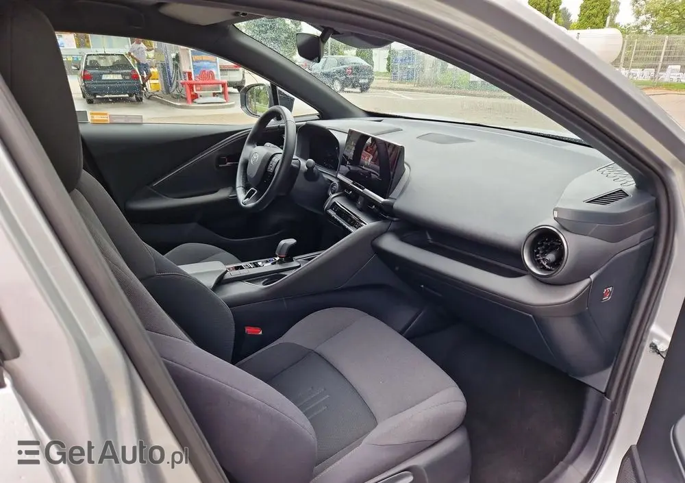 TOYOTA C-HR 2.0 Hybrid Dynamic Force Style