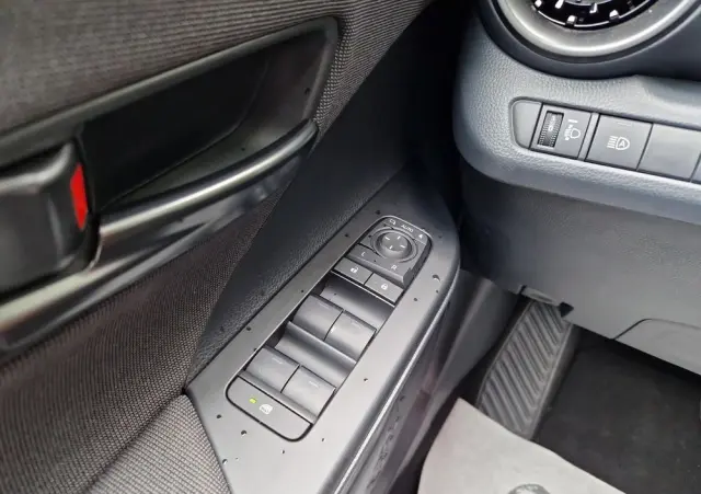 TOYOTA C-HR 2.0 Hybrid Dynamic Force Style