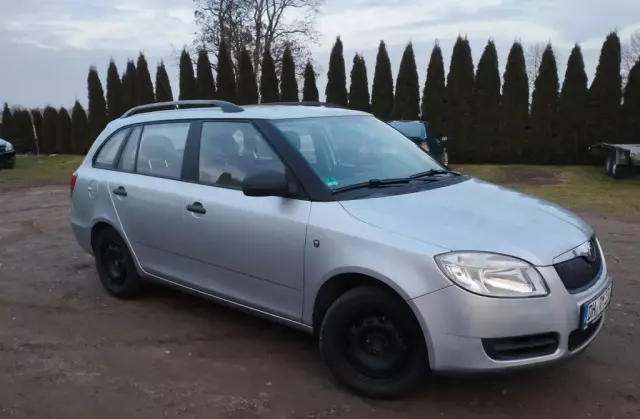 SKODA Fabia 