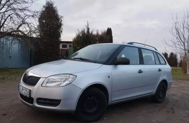 SKODA Fabia 