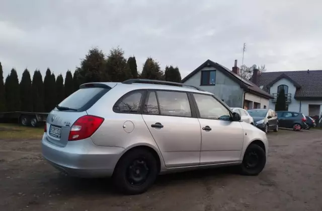 SKODA Fabia 