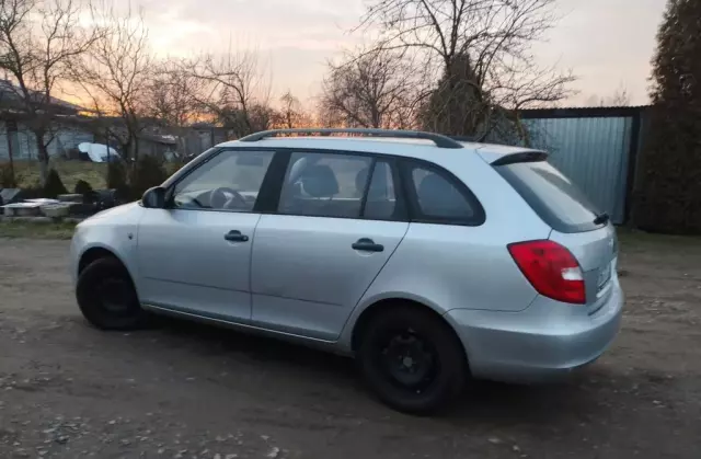 SKODA Fabia 