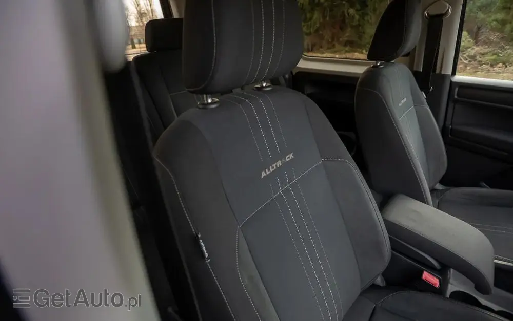 VOLKSWAGEN Caddy 2.0 (5-Si.) Alltrack