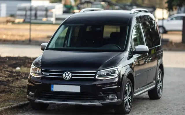 VOLKSWAGEN Caddy 2.0 (5-Si.) Alltrack