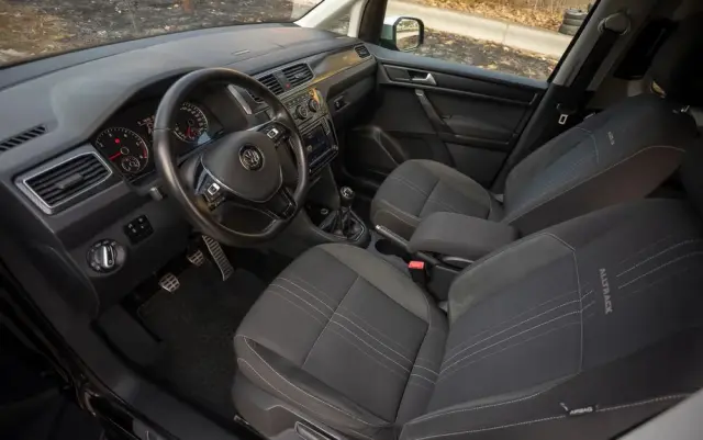 VOLKSWAGEN Caddy 2.0 (5-Si.) Alltrack