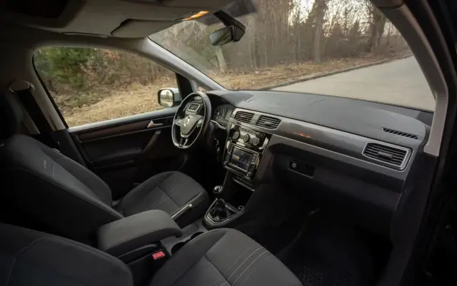 VOLKSWAGEN Caddy 2.0 (5-Si.) Alltrack