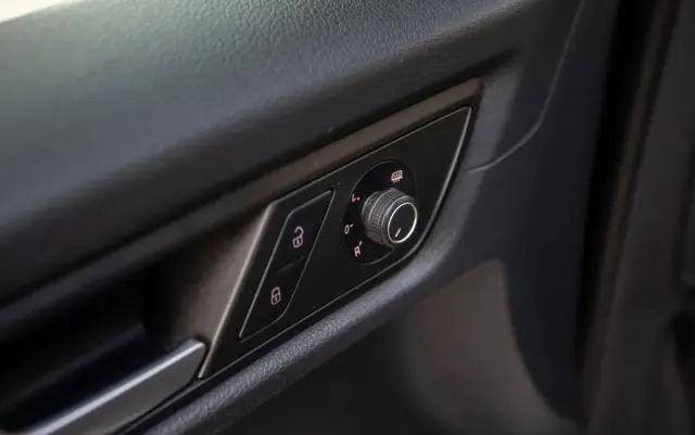 VOLKSWAGEN Caddy 2.0 (5-Si.) Alltrack