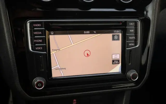 VOLKSWAGEN Caddy 2.0 (5-Si.) Alltrack