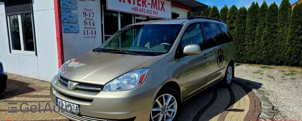 TOYOTA Sienna 