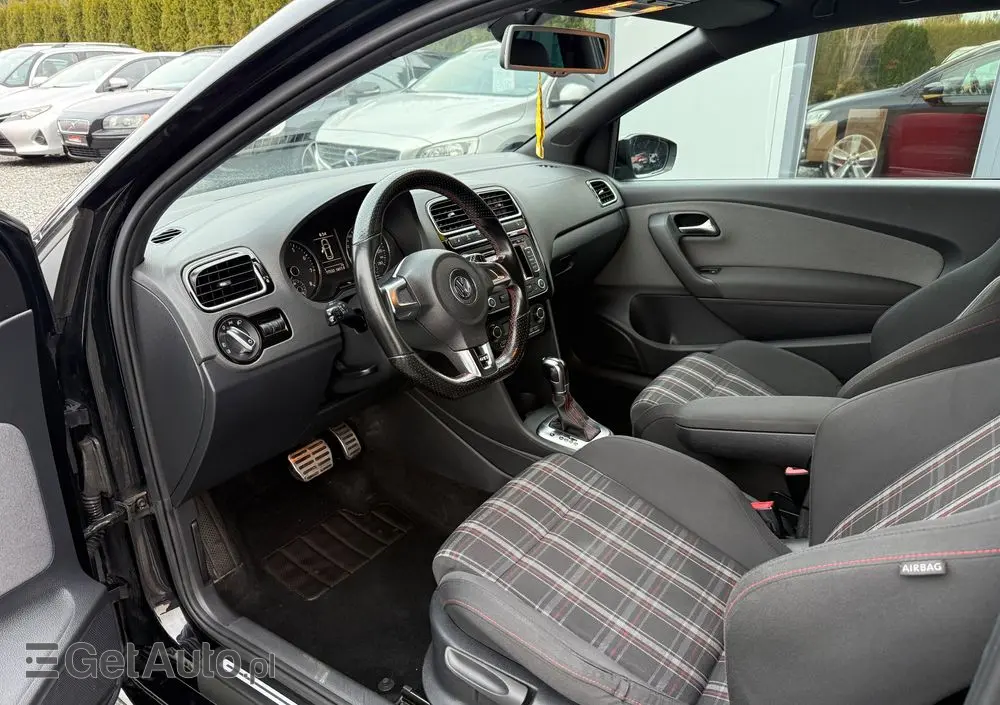 VOLKSWAGEN Polo 1.4 DSG GTI