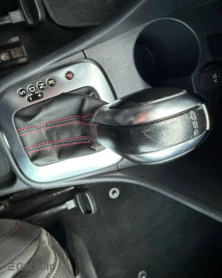 VOLKSWAGEN Polo 1.4 DSG GTI