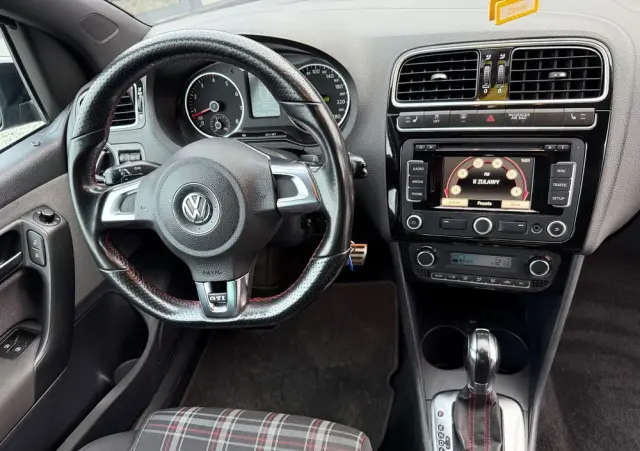VOLKSWAGEN Polo 1.4 DSG GTI
