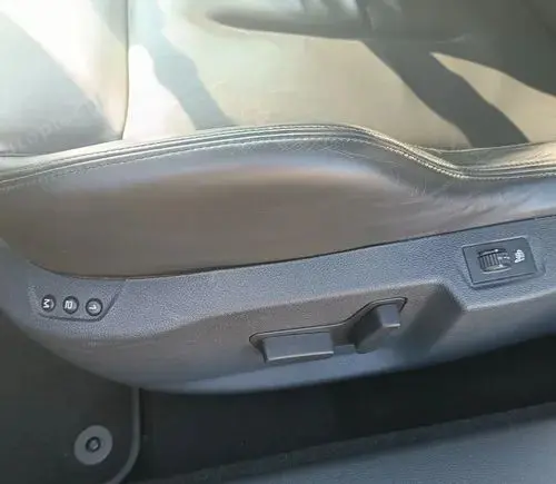 PEUGEOT RCZ 
