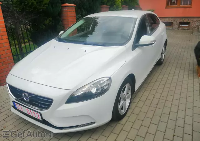 VOLVO V40 D2 Kinetic