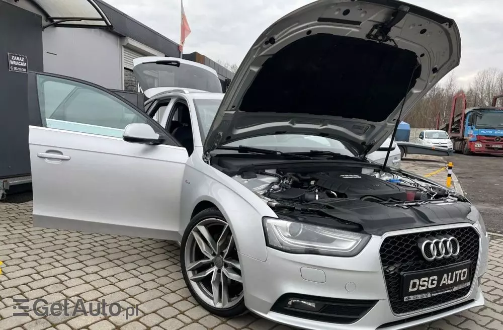 AUDI A4 