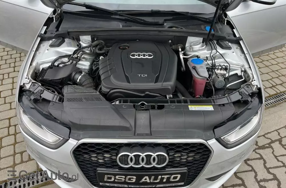 AUDI A4 