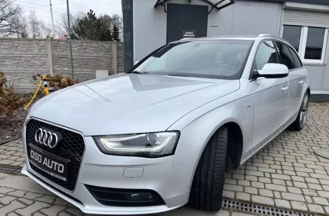 AUDI A4 