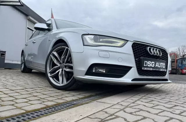 AUDI A4 