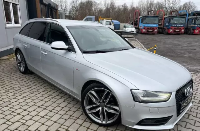 AUDI A4 