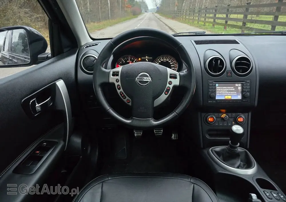 NISSAN Qashqai+2 1.6 dCi Tekna