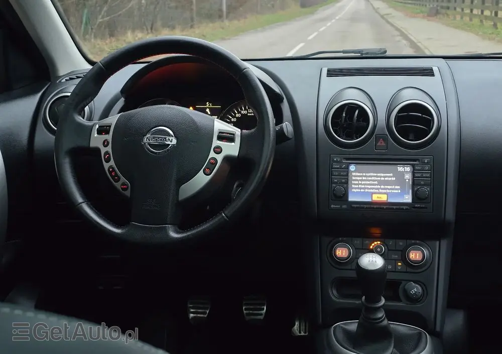 NISSAN Qashqai+2 1.6 dCi Tekna