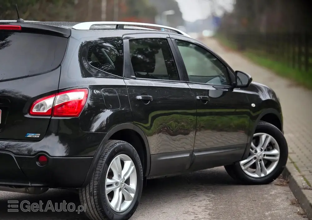 NISSAN Qashqai+2 1.6 dCi Tekna