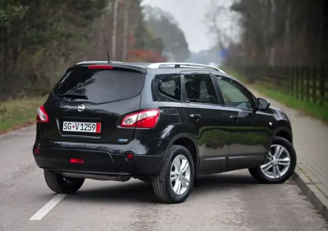 NISSAN Qashqai+2 1.6 dCi Tekna