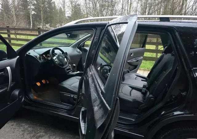 NISSAN Qashqai+2 1.6 dCi Tekna