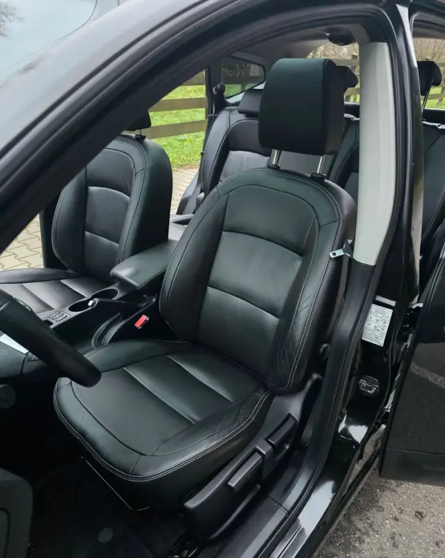 NISSAN Qashqai+2 1.6 dCi Tekna