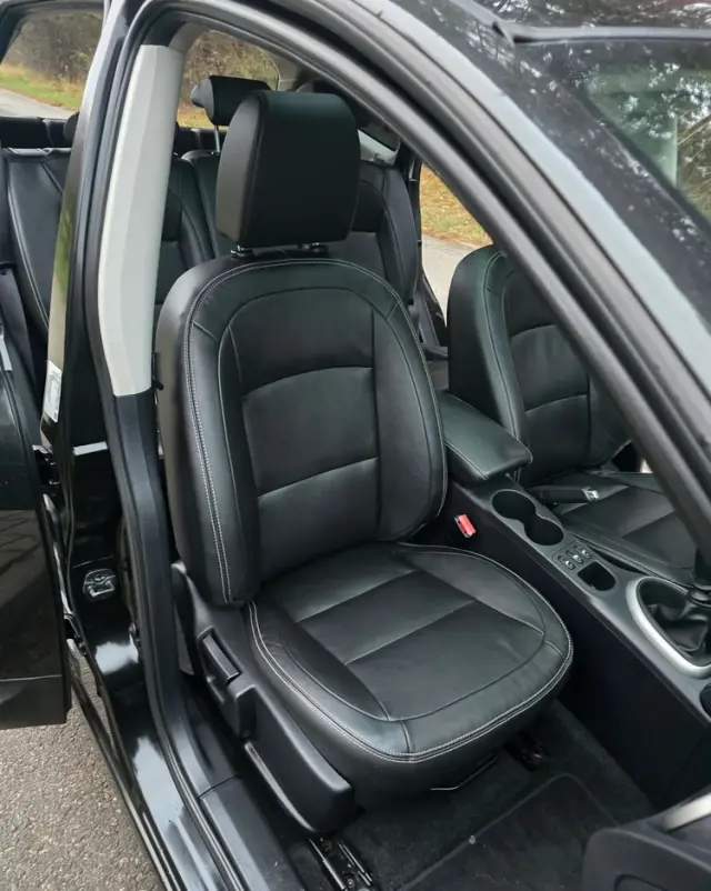 NISSAN Qashqai+2 1.6 dCi Tekna