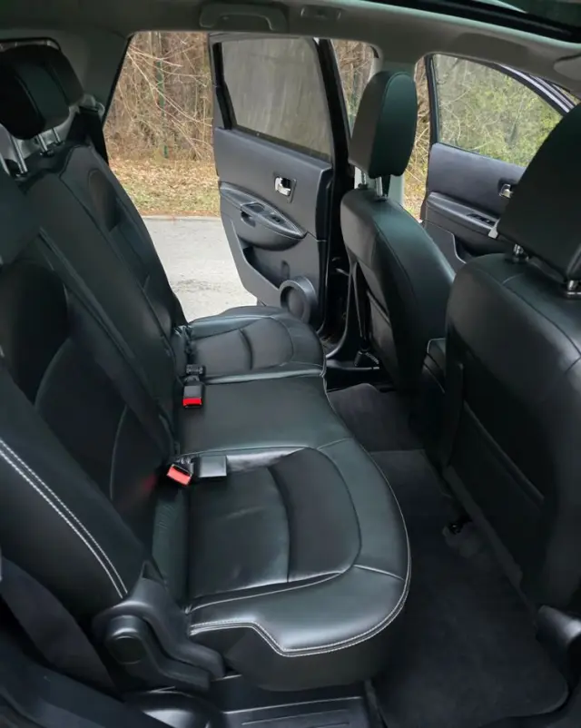 NISSAN Qashqai+2 1.6 dCi Tekna