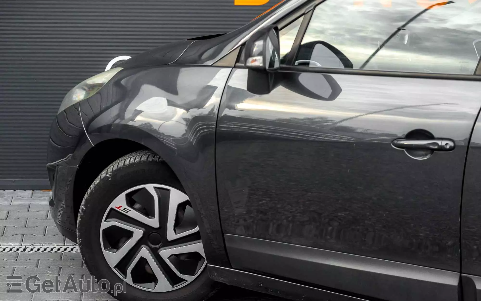 RENAULT Grand Scenic 1.9 dCi FAP Dynamique