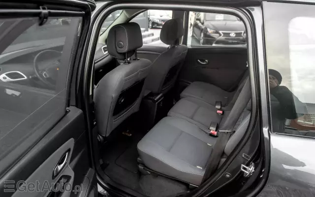 RENAULT Grand Scenic 1.9 dCi FAP Dynamique