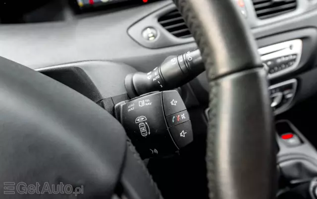 RENAULT Grand Scenic 1.9 dCi FAP Dynamique