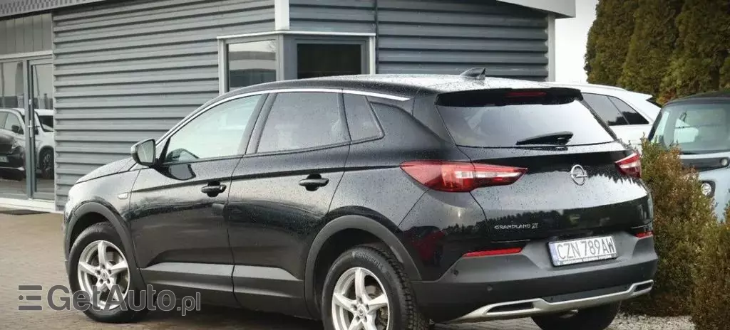 OPEL Grandland 