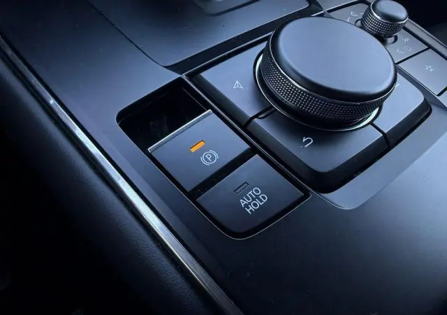 MAZDA MX-30 
