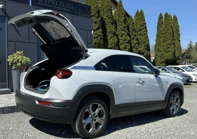 MAZDA MX-30 