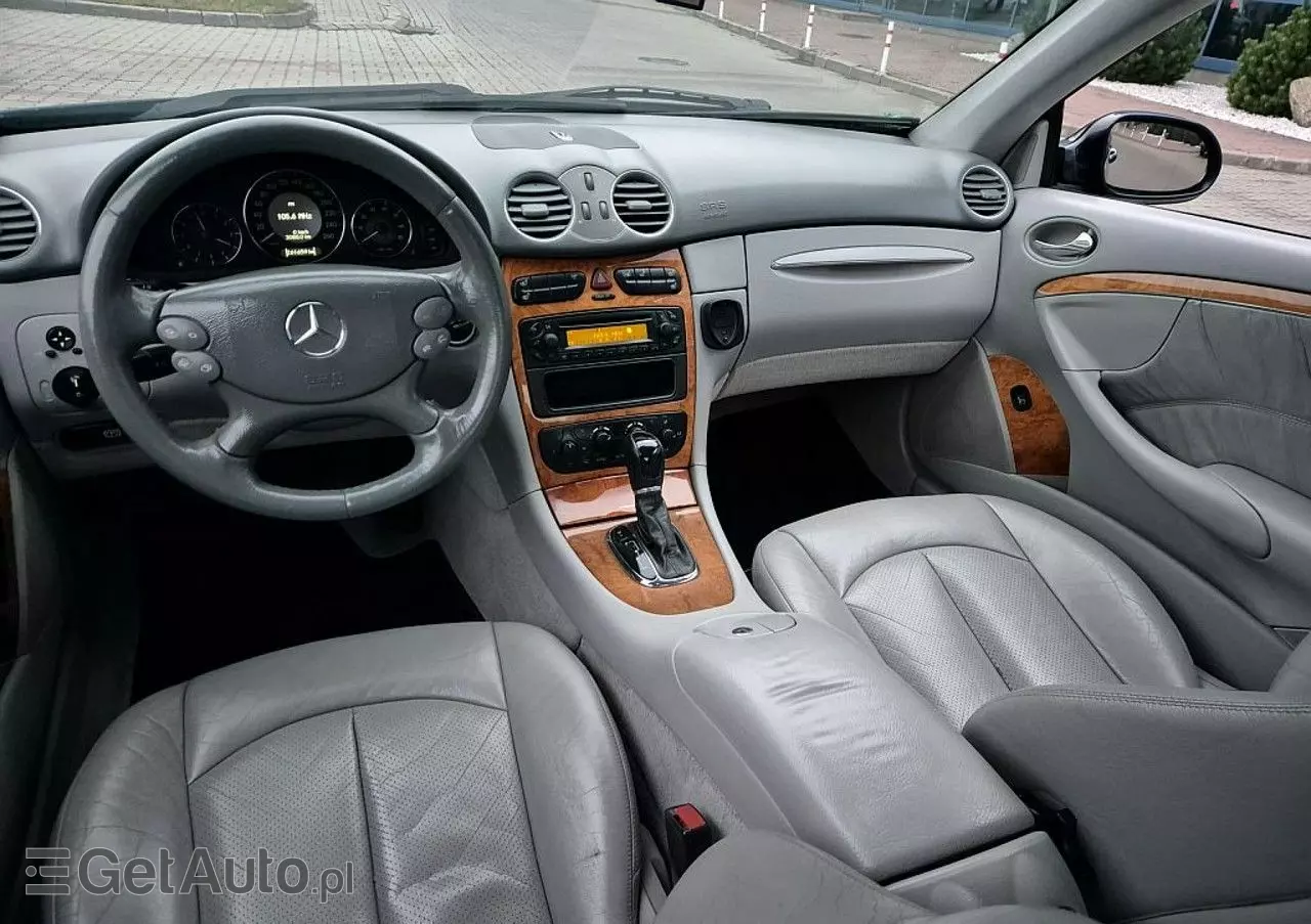 MERCEDES-BENZ CLK 320 Elegance