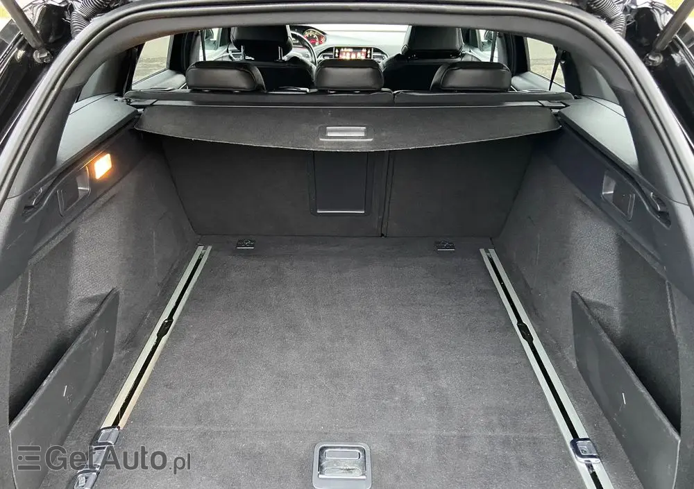 PEUGEOT 308 SW BlueHDi 180 EAT6 GT