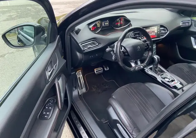 PEUGEOT 308 SW BlueHDi 180 EAT6 GT