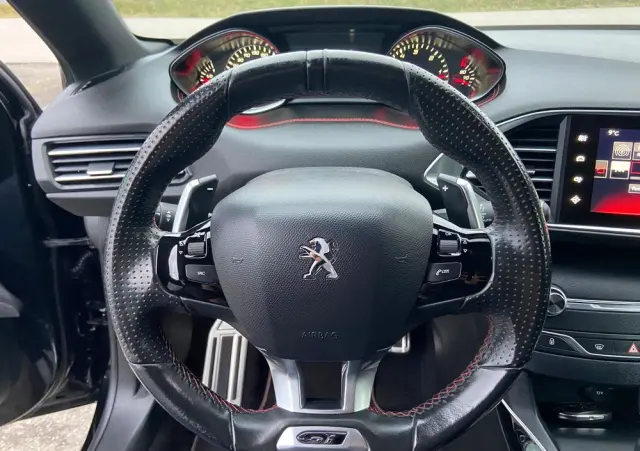 PEUGEOT 308 SW BlueHDi 180 EAT6 GT