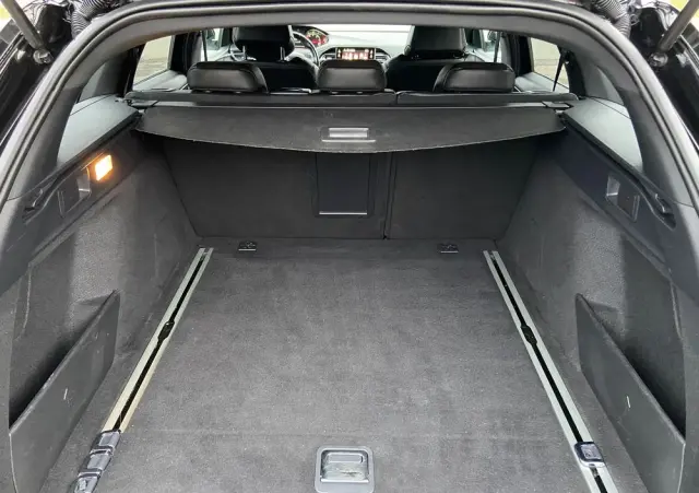 PEUGEOT 308 SW BlueHDi 180 EAT6 GT