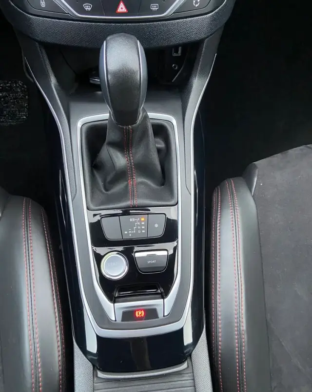 PEUGEOT 308 SW BlueHDi 180 EAT6 GT