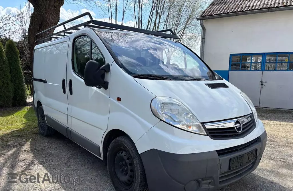 OPEL Vivaro 