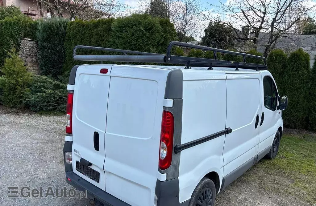 OPEL Vivaro 